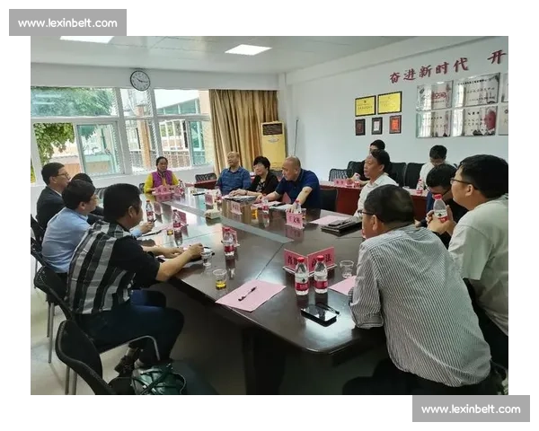 以换人策略优化团队配置提升整体竞技水平的方法探讨
